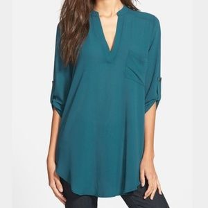 Lush Perfect Roll Tab Sleeve Tunic